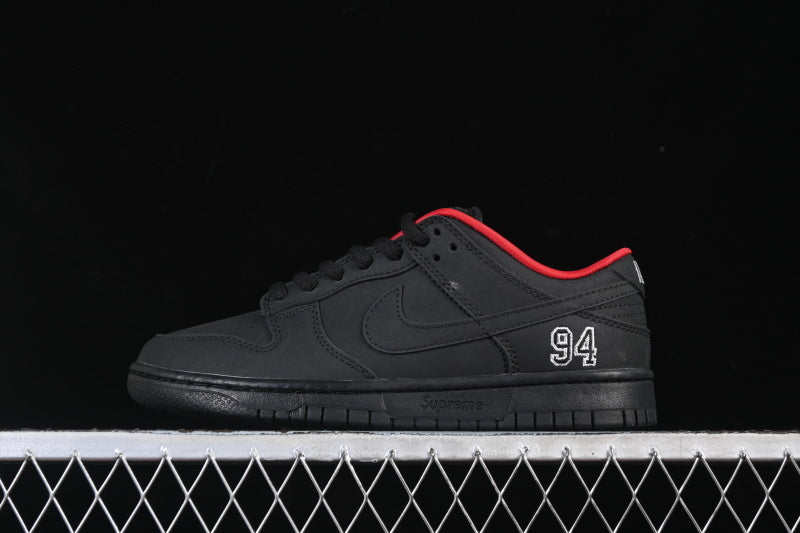 Dunk x Supreme “Black”