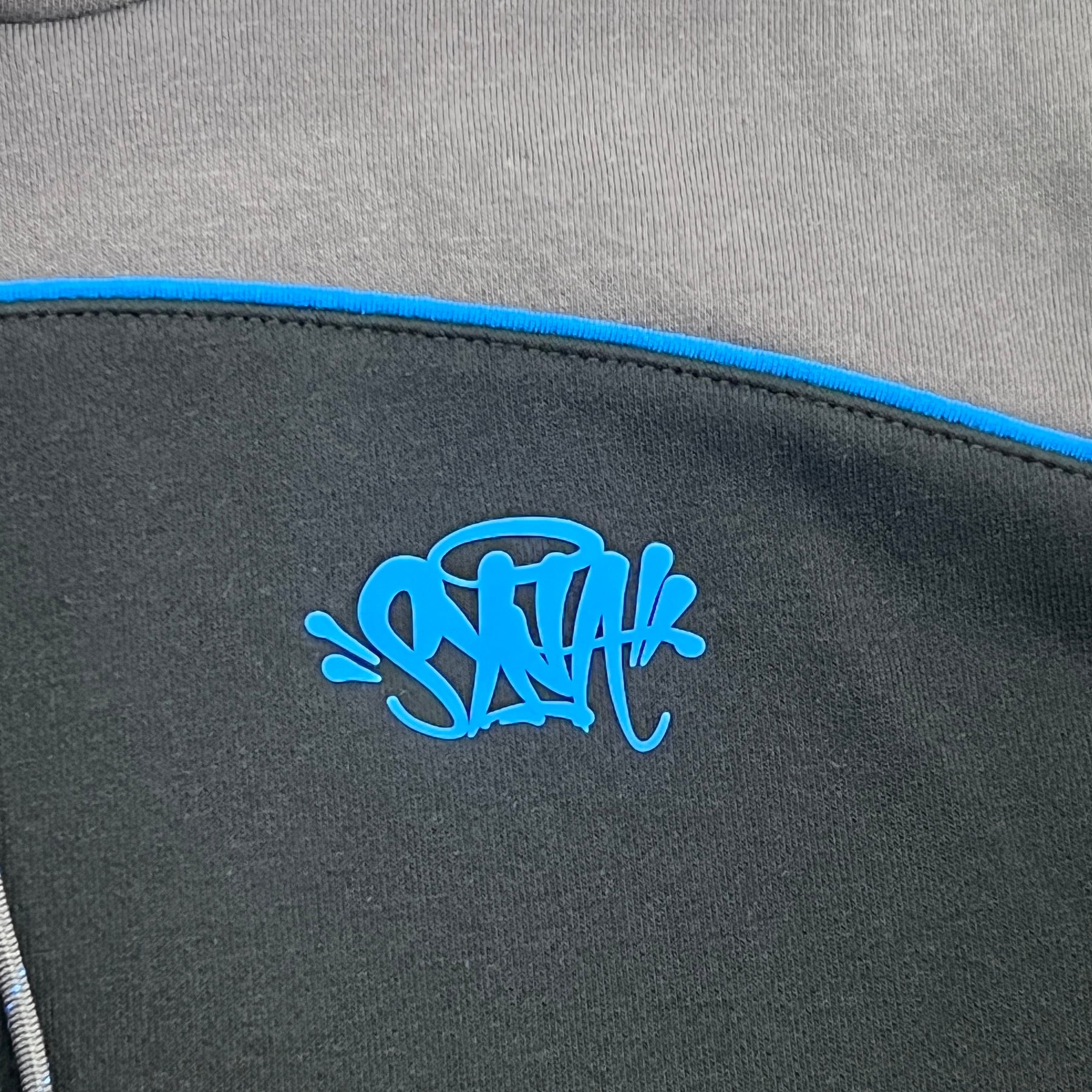 Conjunto Syna World “S-World” (Cinza,Preto e Azul)