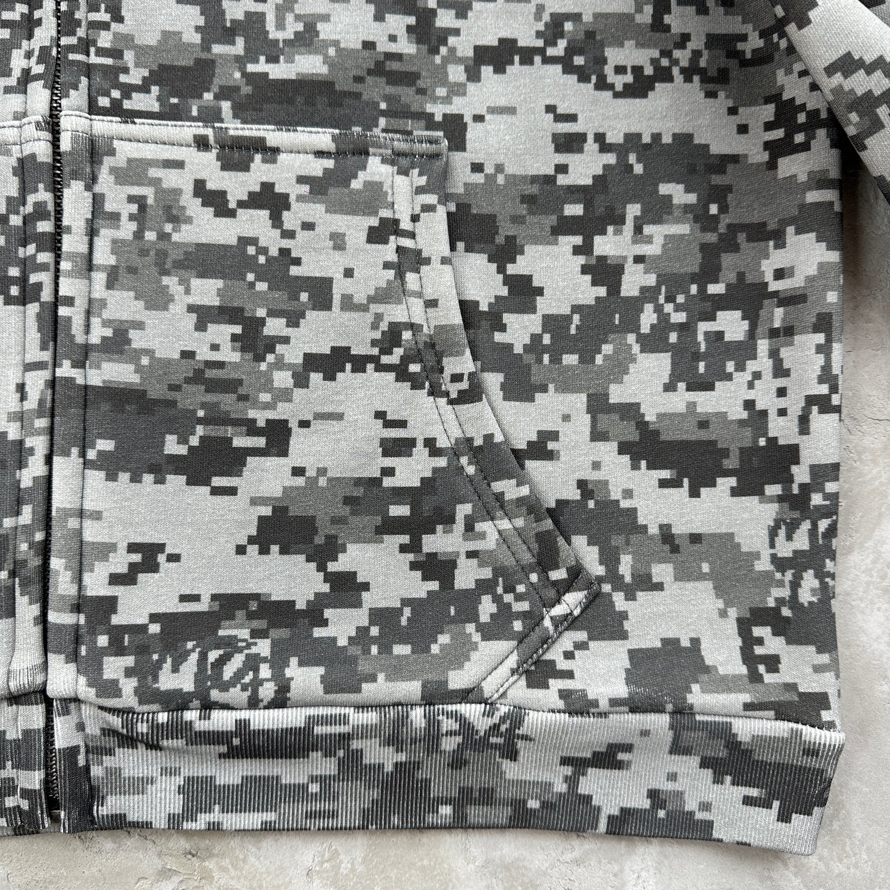 Moletom Mertra “Glitch Camouflage”