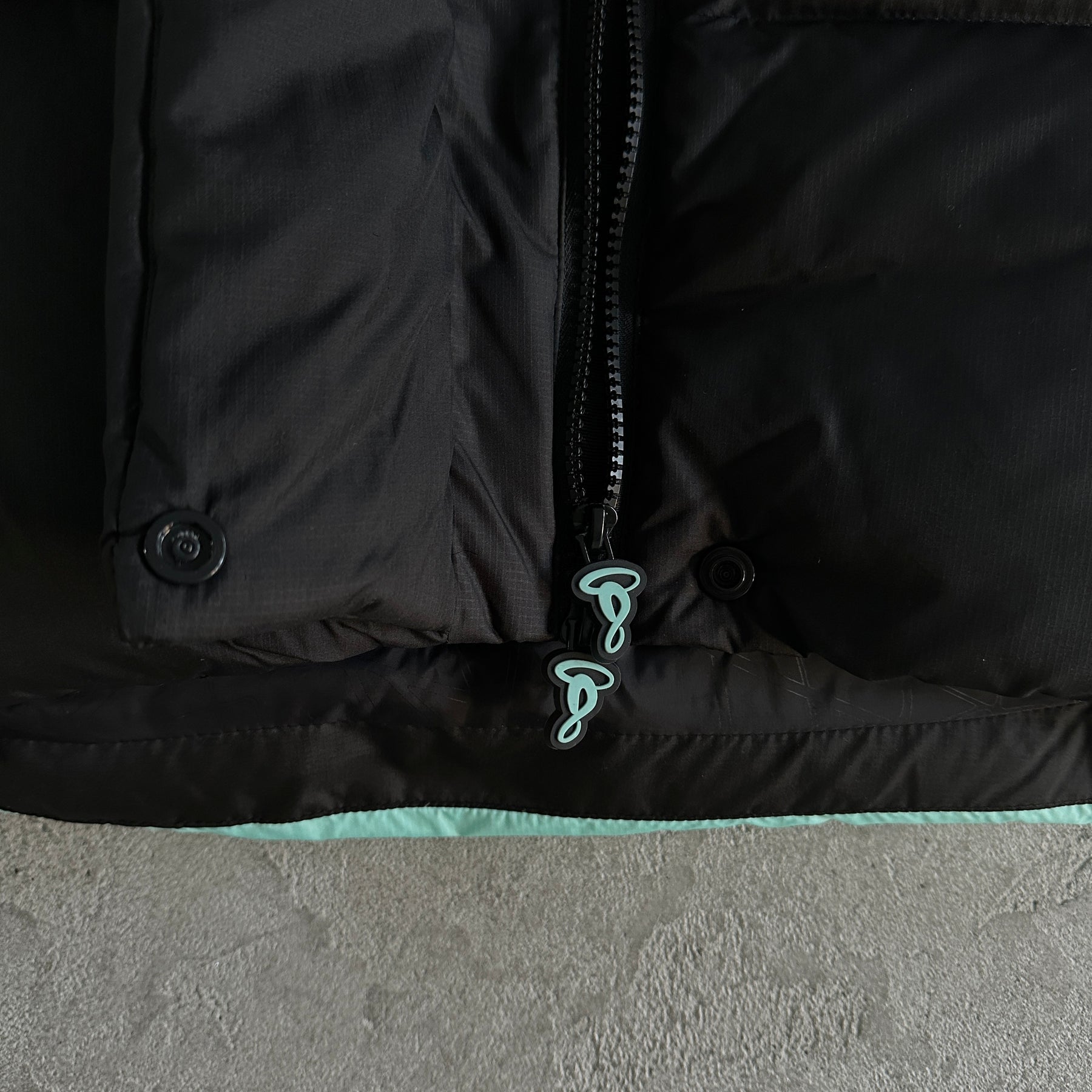 Jaqueta Syna World “Down Jacket" ( Preta )