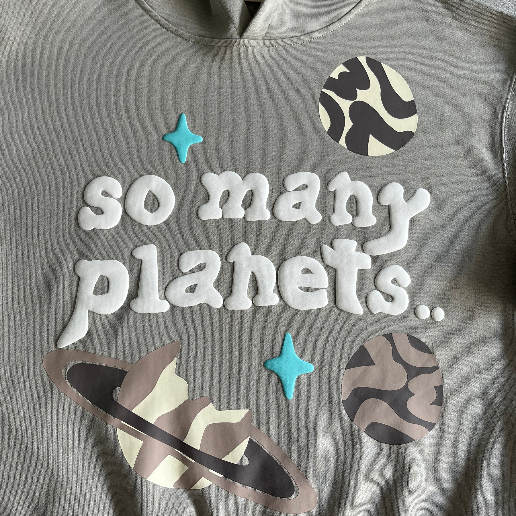 Moletom Broken Planet “So Many Planets”