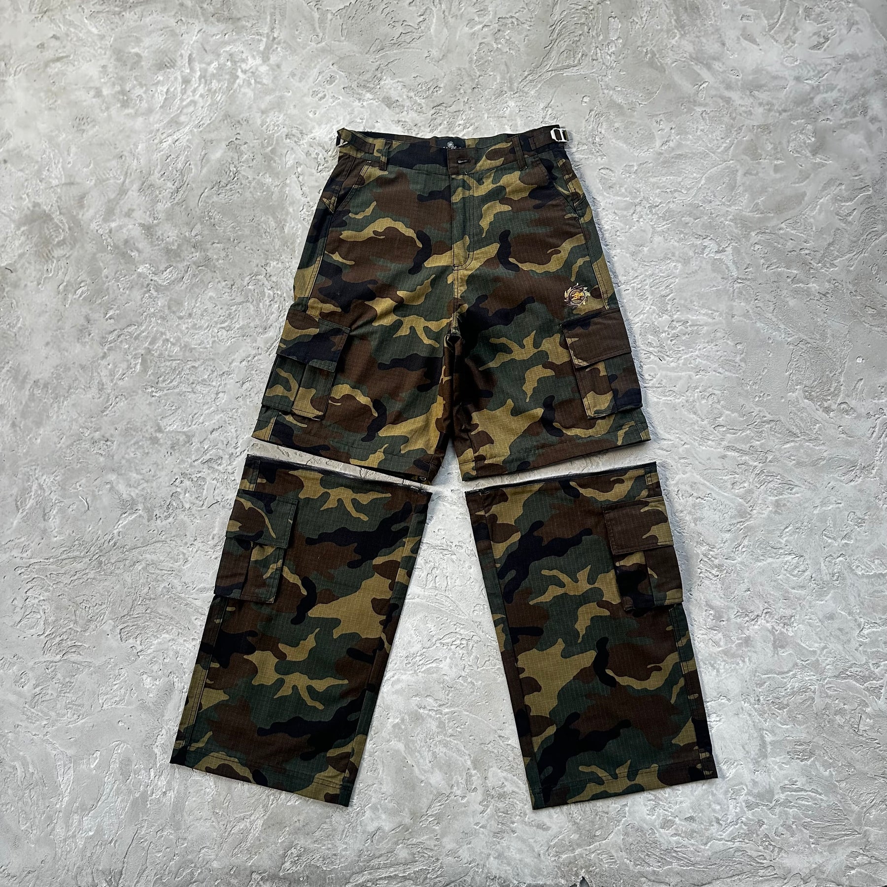 Calça Broken Planet “Camo Cargo Pants” ( Shorts e Calça )