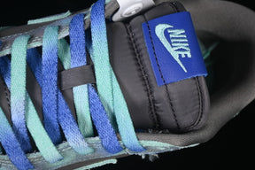Dunk “Panda Cave Stone”