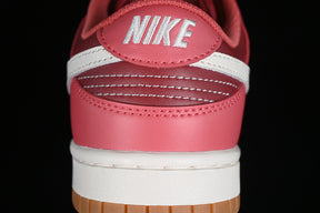 Dunk “Desert Berry”