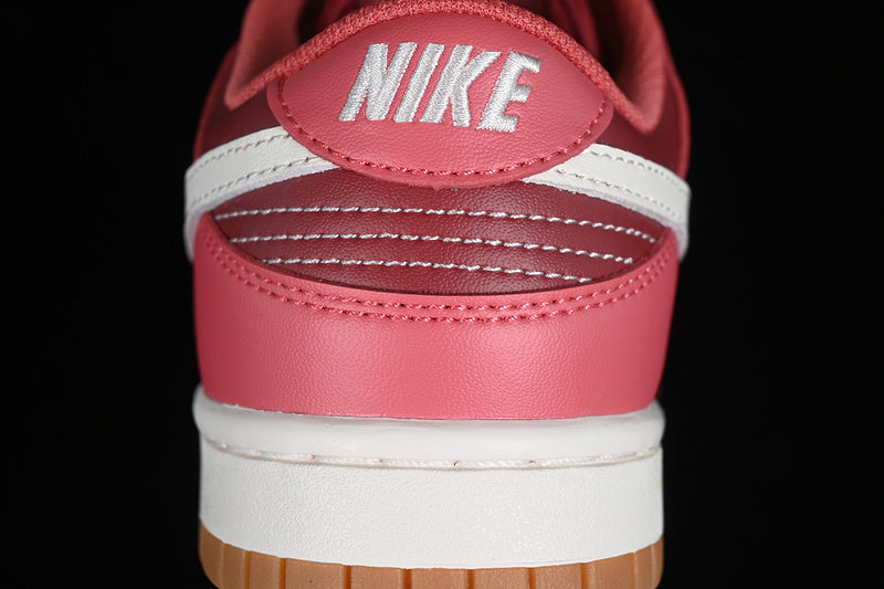 Dunk “Desert Berry”