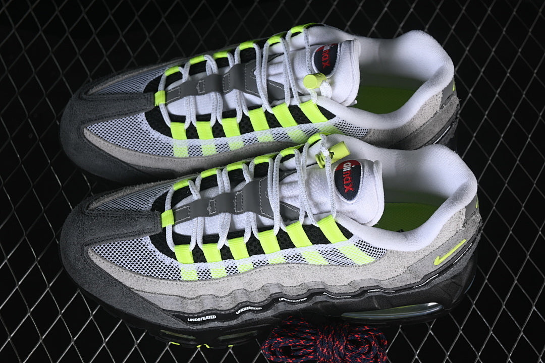 Air max 95 “Undefeated Geo”