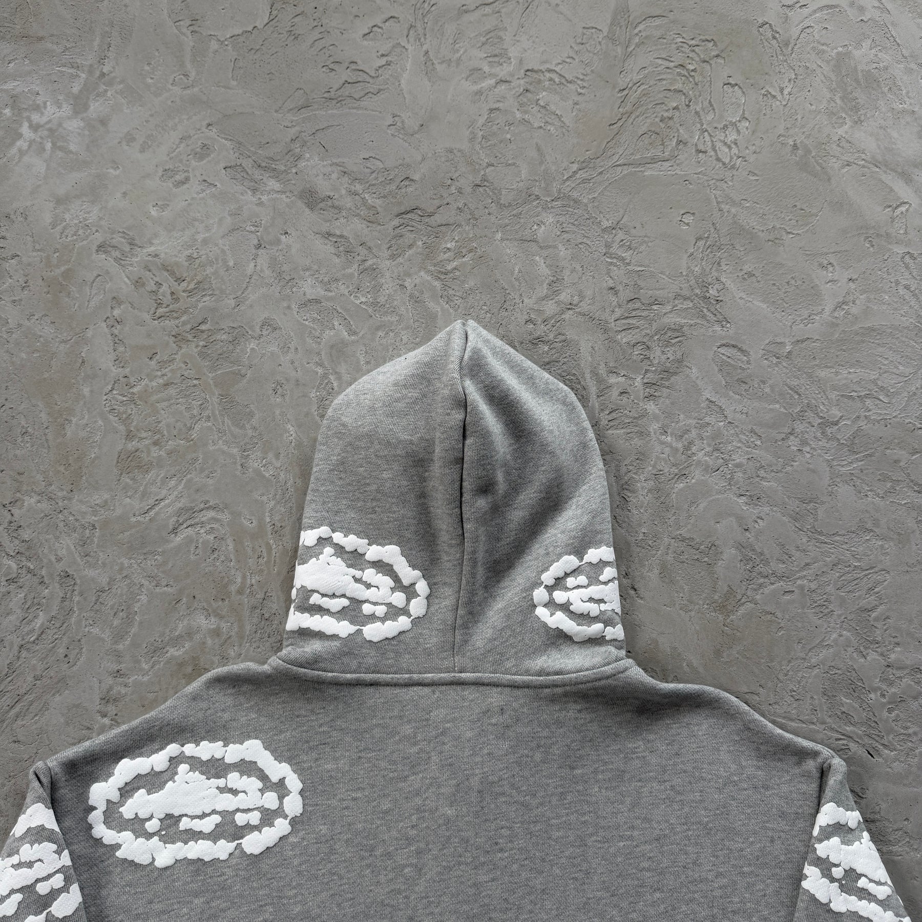 Conjunto Corteiz x Denim Tears ( Cinza )