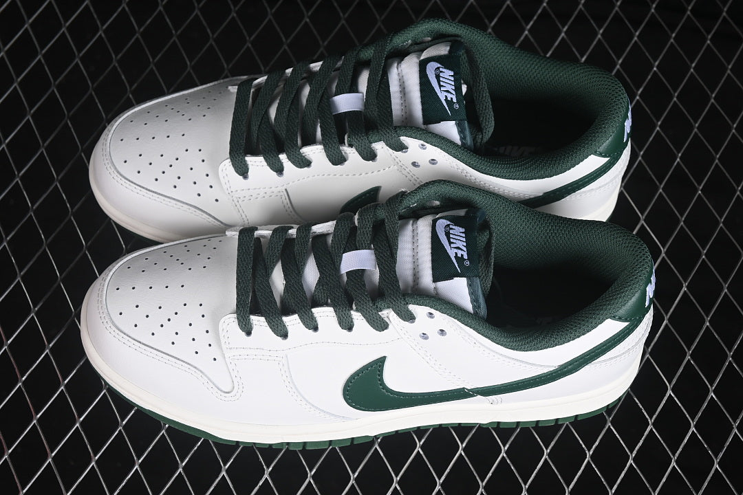 Dunk “Sail Fir”