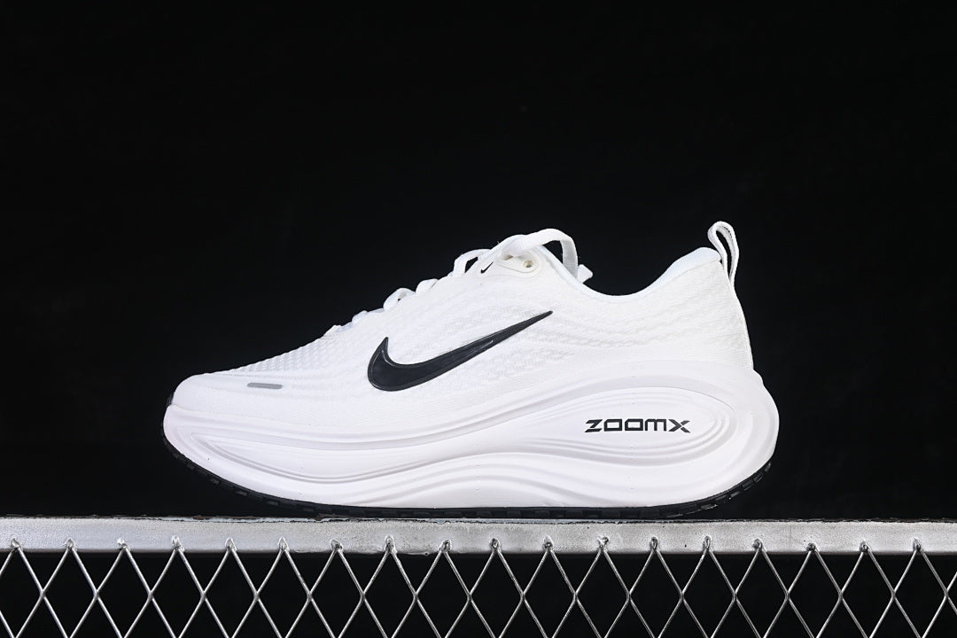Air Zoom Vomero Plus “White”