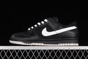 Dunk “Black Panda”