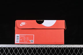 Dunk “Soft Pearl Dark Pony”