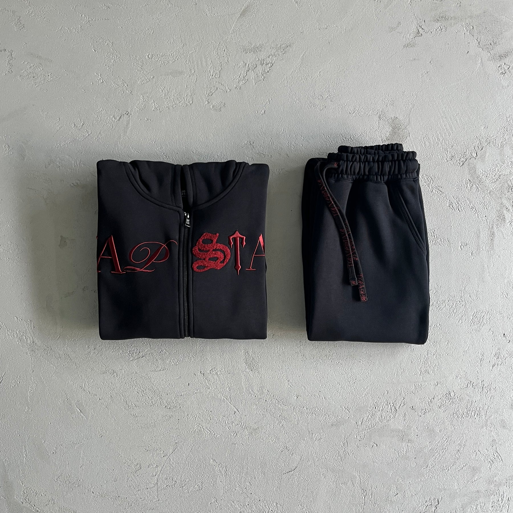 Conjunto Trapstar “Script”