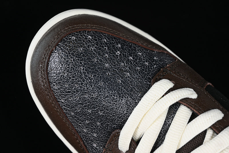 Dunk “Strummer After”