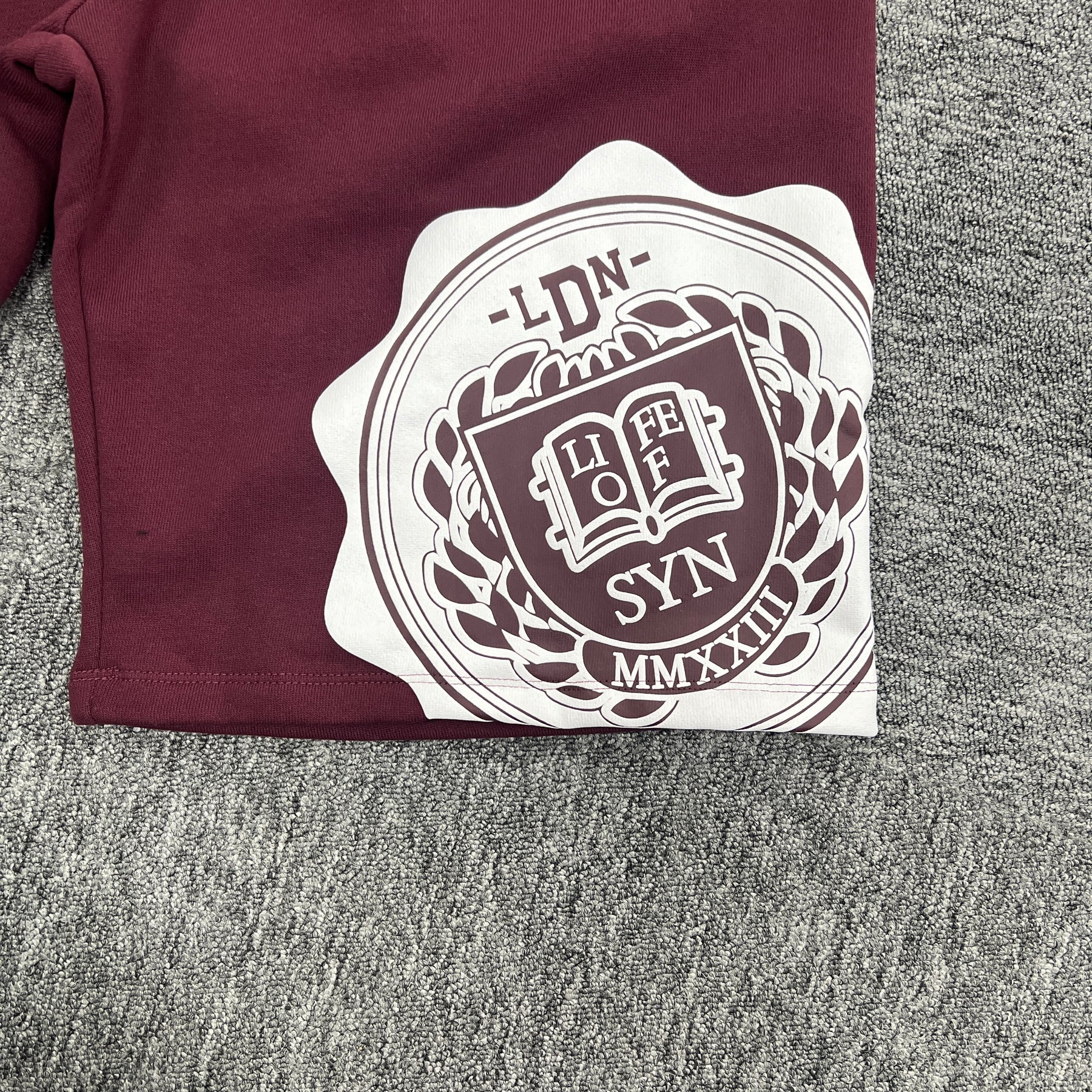 Conjunto Syna World “Varsity Crew“ ( Vermelha )