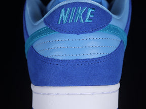 Dunk “Blue Raspberry”