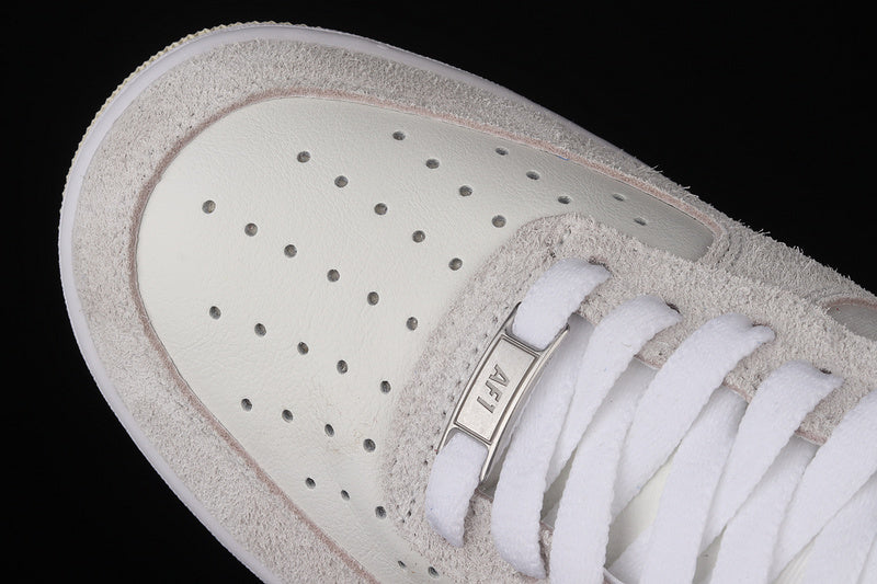 Air force 1 x Undefeated “5 On It”