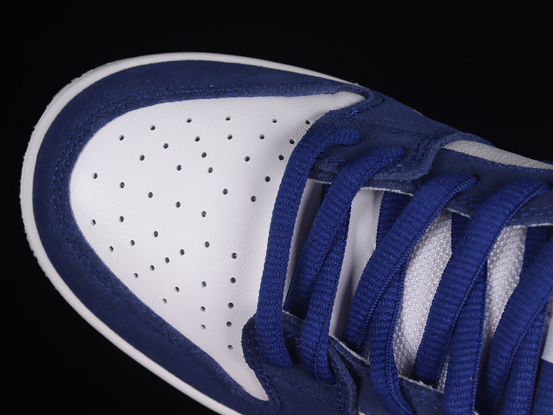 Dunk “Los Angeles Doogers”