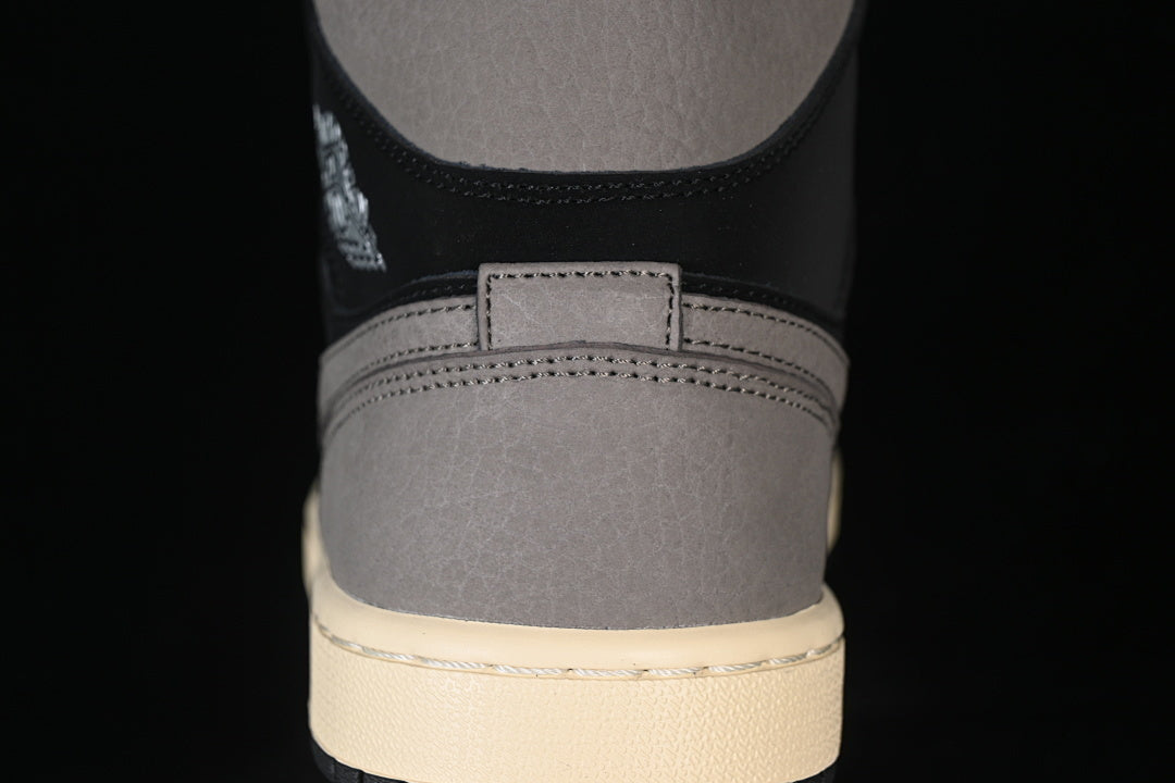 Air Jordan 1 High “Mid SE”
