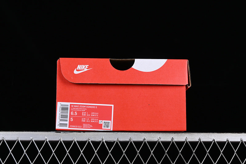 Vomero 5 “Earth Fossil"