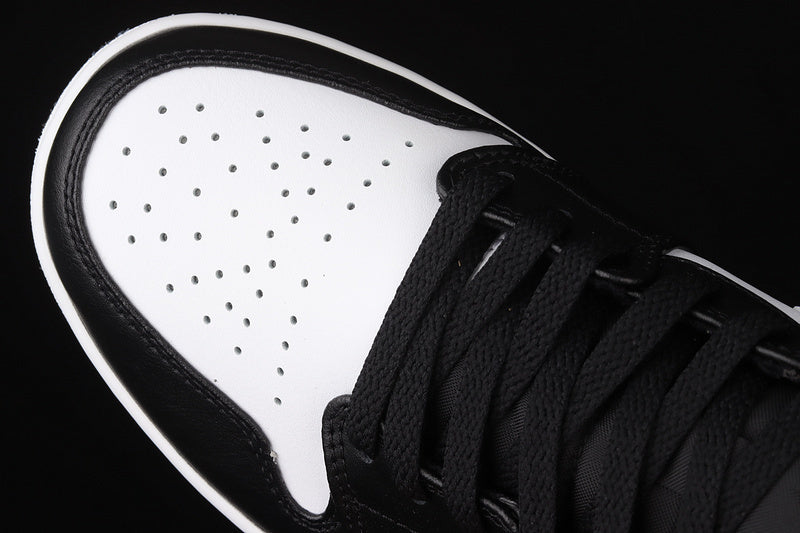 Air Jordan 1 High “Racer Blue”