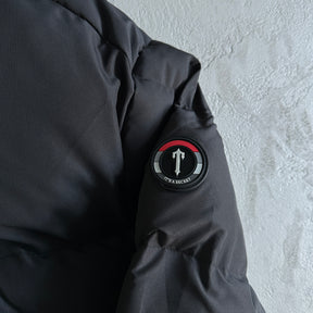 Jaqueta Trapstar “Decoded 2022 Hooded” ( Preto e Vermelho )