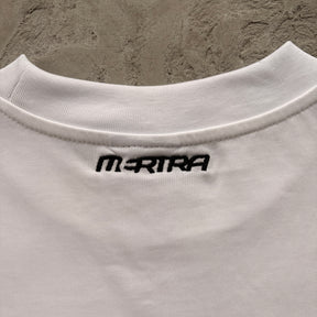 Camisa Mertra “Stacked Logo” ( Branco )