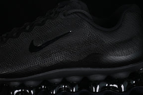 Air Liquid Max ”Triple Black”