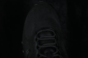 Air Liquid Max ”Triple Black”