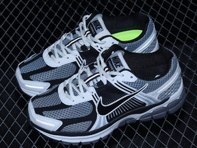 Vomero 5 “Dark Violet"