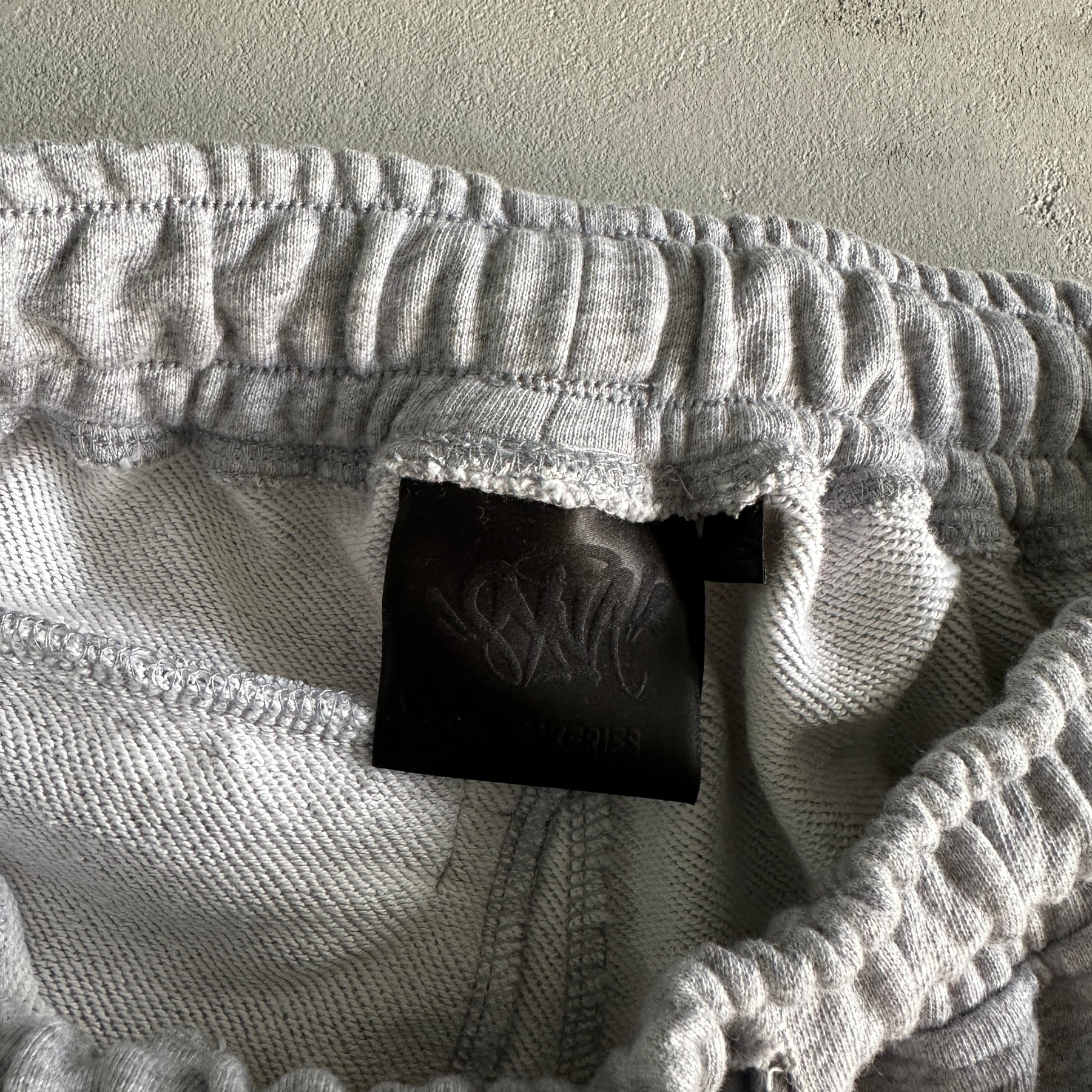 Conjunto Syna World Verão ( Cinza e Preto )