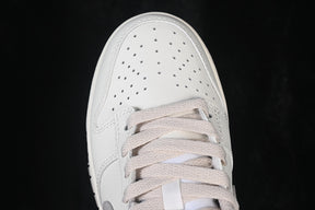Dunk “Light Smoke Grey”