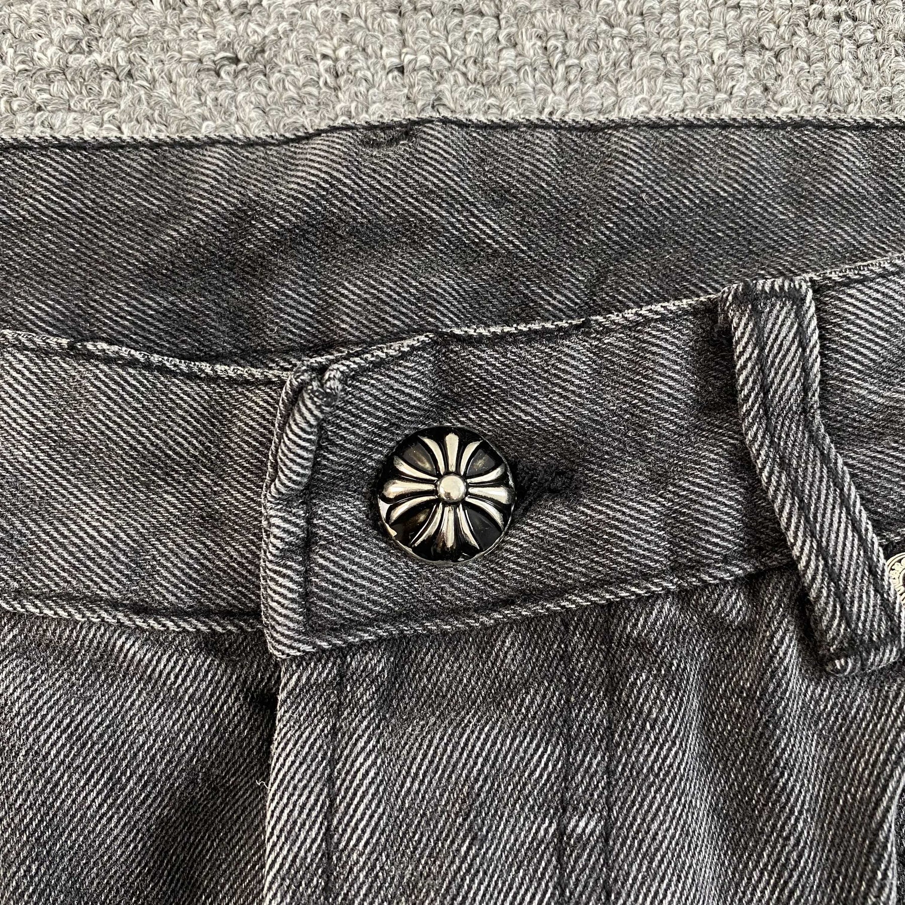 Calça Baggy Chrome Hearts “Leopard Cross”