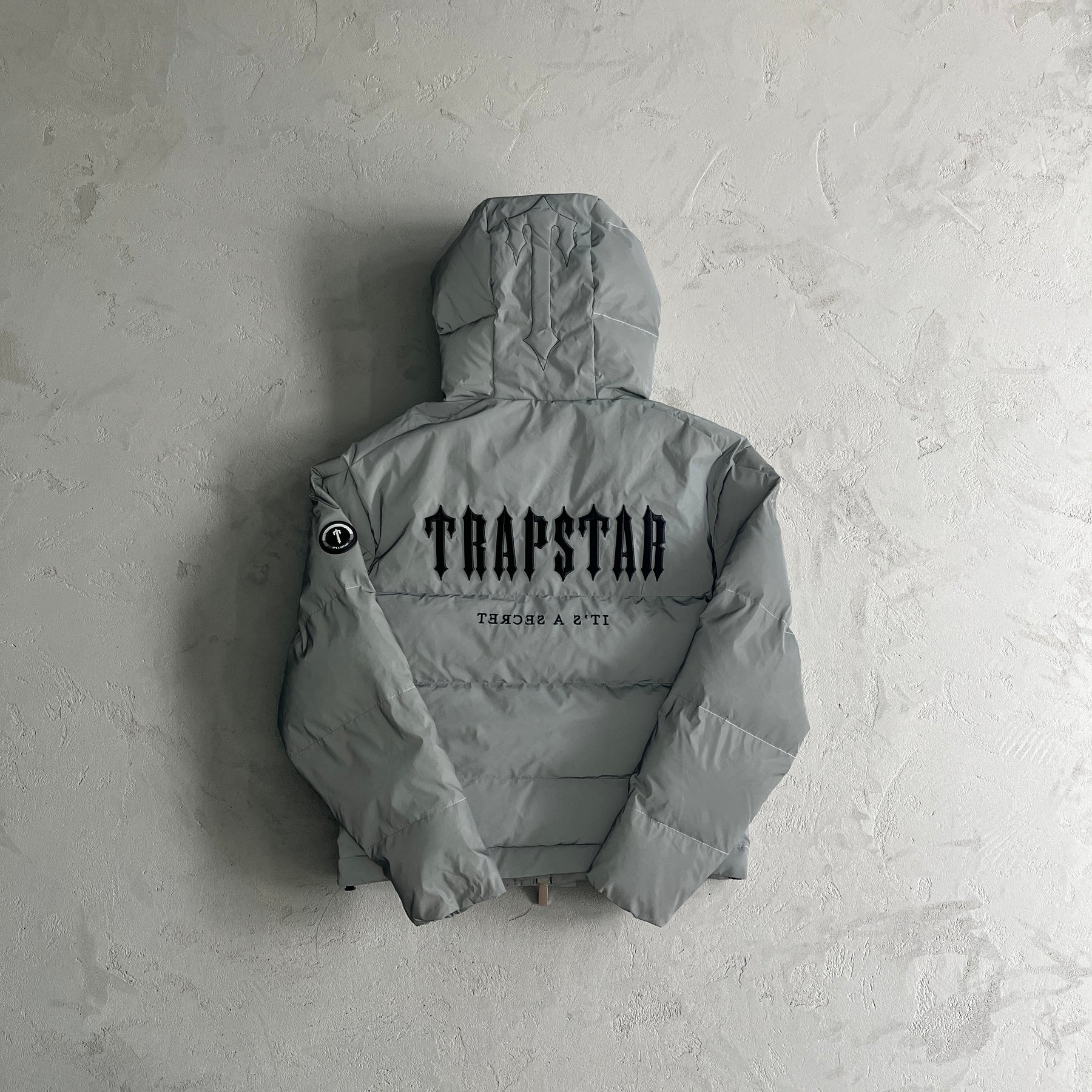 Jaqueta Trapstar “Decoded 2.0 Hooded Puffer” ( Refletivo )