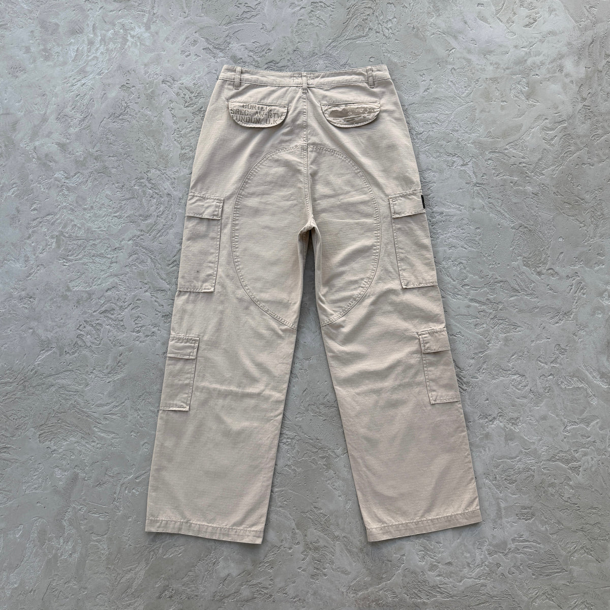 Calça Corteiz “Guerillaz Cargo Pant”