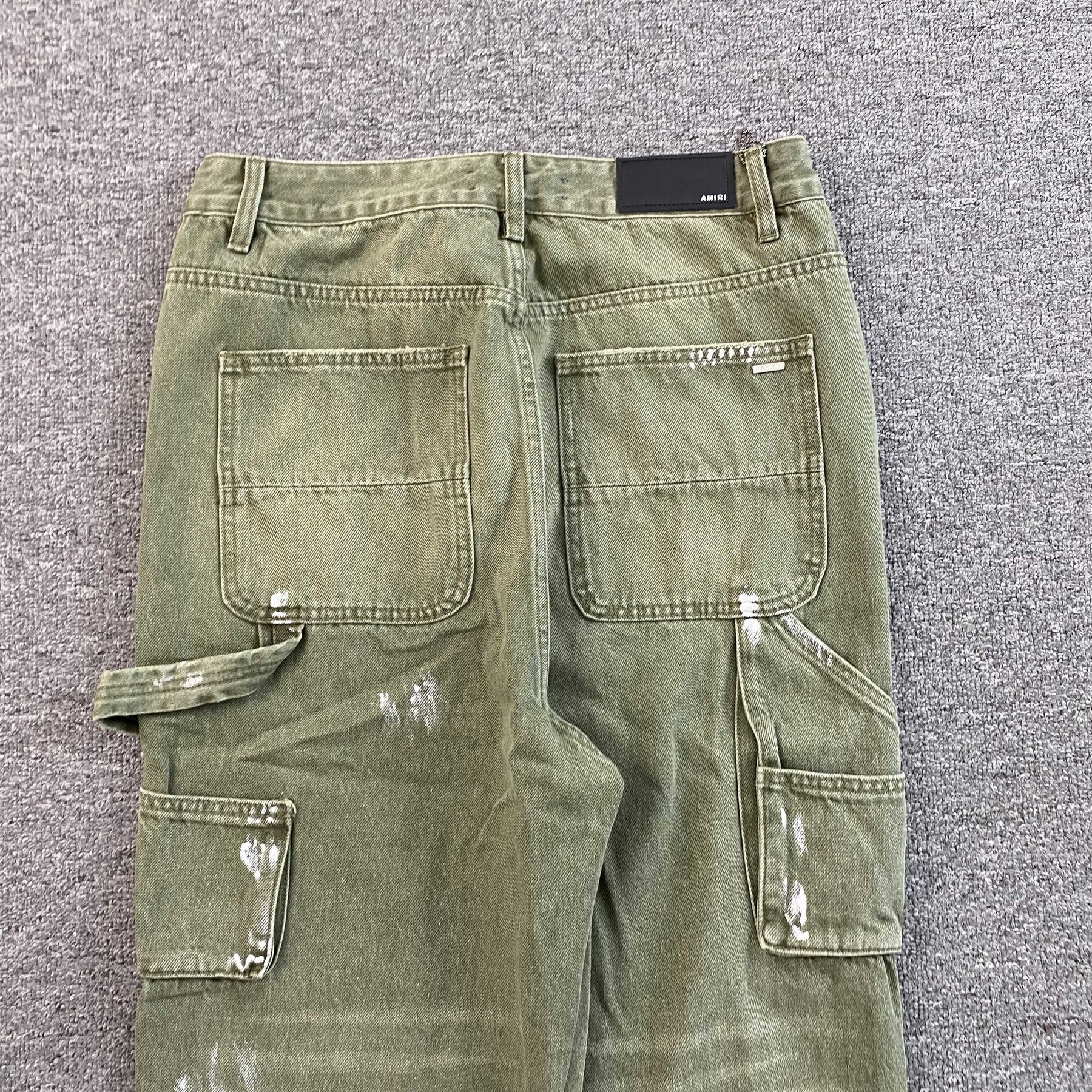 Calça Amiri “Army Stencil”