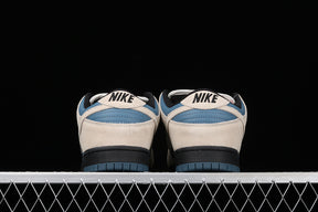 Dunk “Thunderstorm”