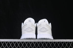 Air Jordan 1 Low “Off White Soft Pearl”