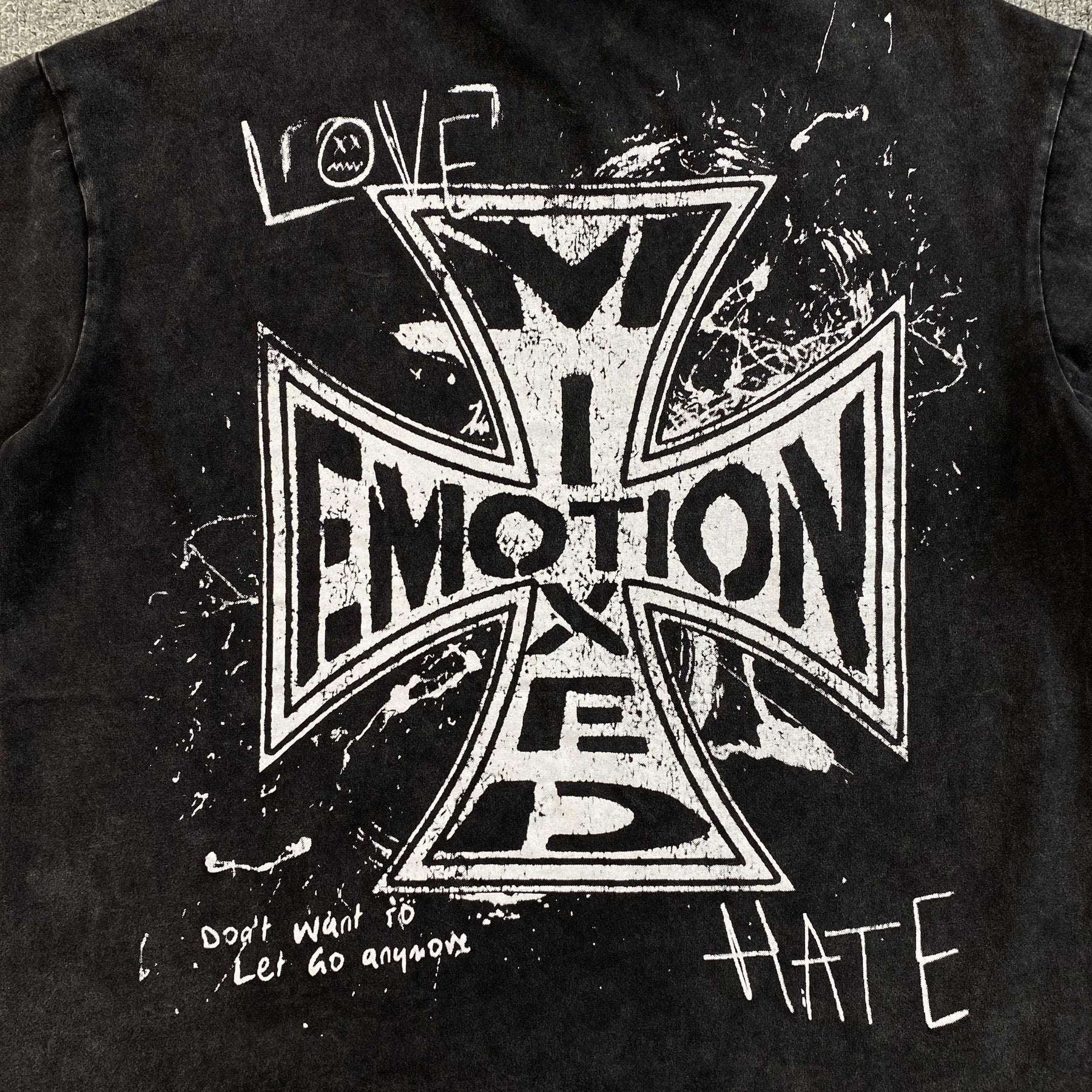 Camisa Mixed Emotion “Chaos” ( Preta )