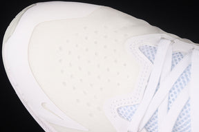 Air Zoom Winflo 8 “Pure Platinum”