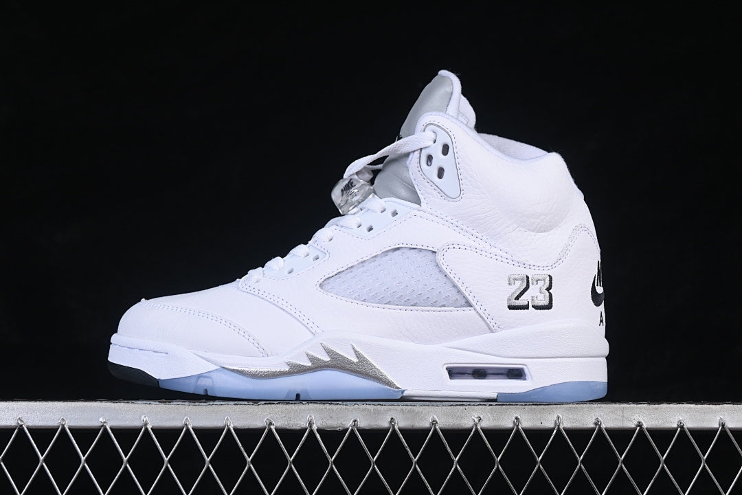 Air Jordan 5 “Metallic Silver”