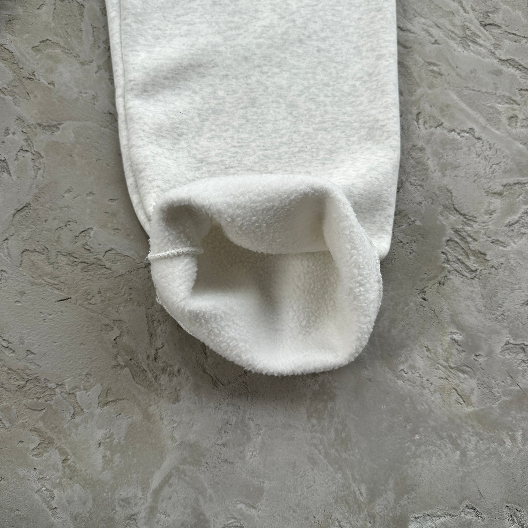 Conjunto Corteiz “College Arch Open”