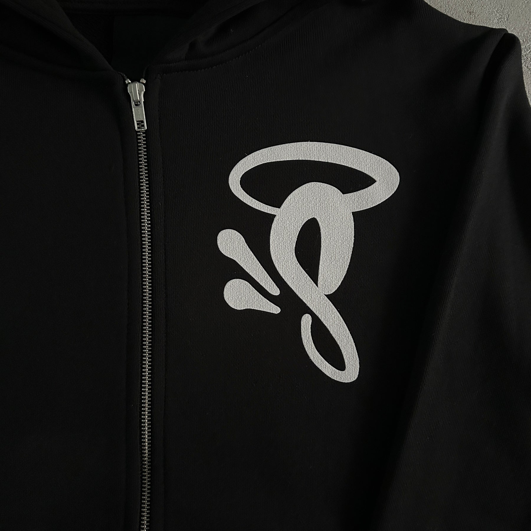 Moletom Syna World “Sy void" ( Preta )