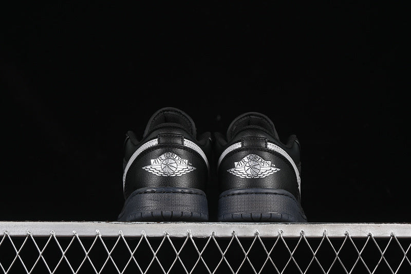 Air Jordan 1 Low “Black White Dark Smoke Grey”