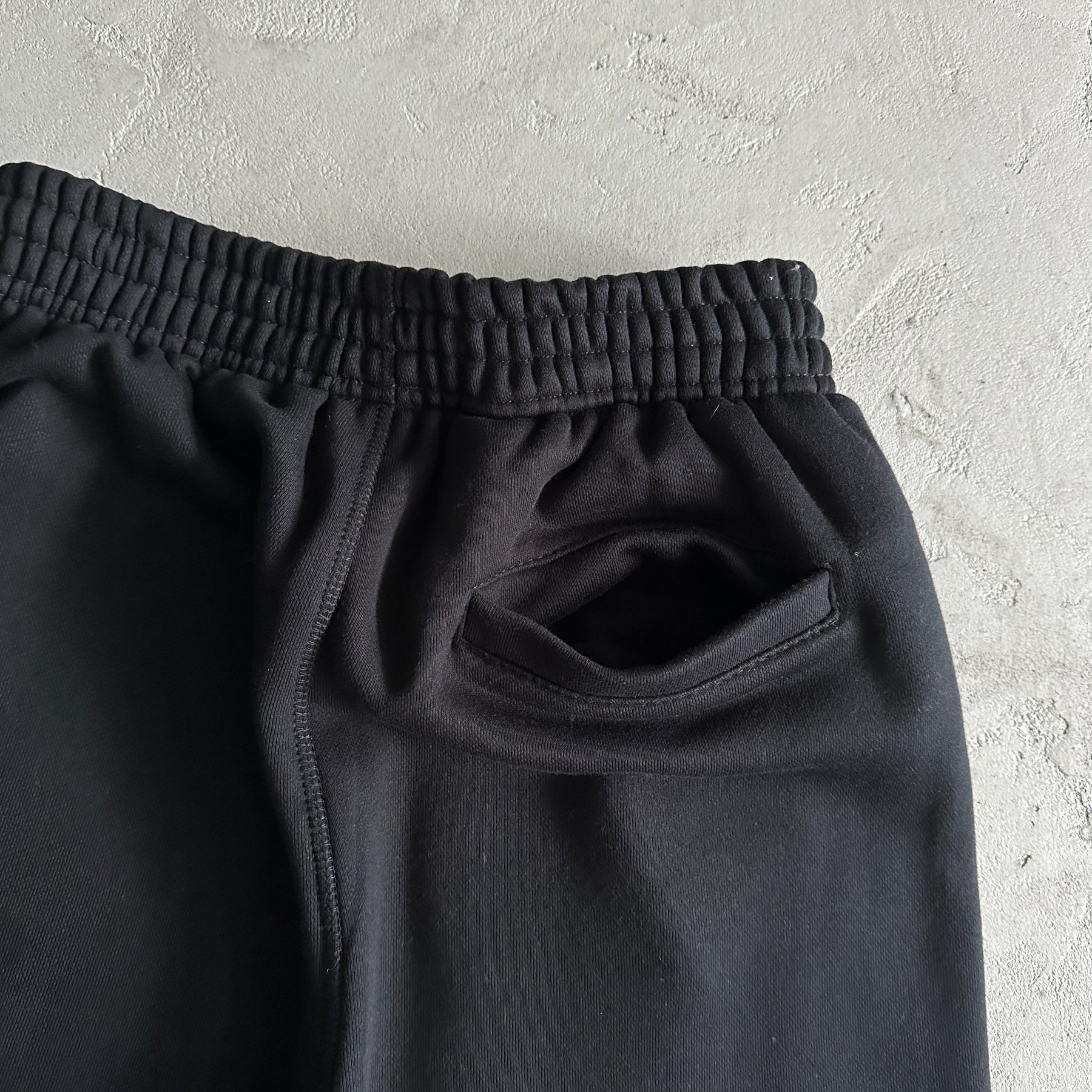 Cojunto Corteiz “Island Puff” ( Preto )