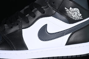 Air Jordan 1 High “Off Noir Toe”