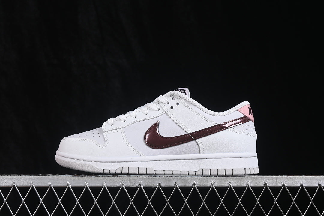 Dunk “Plum Chalk”