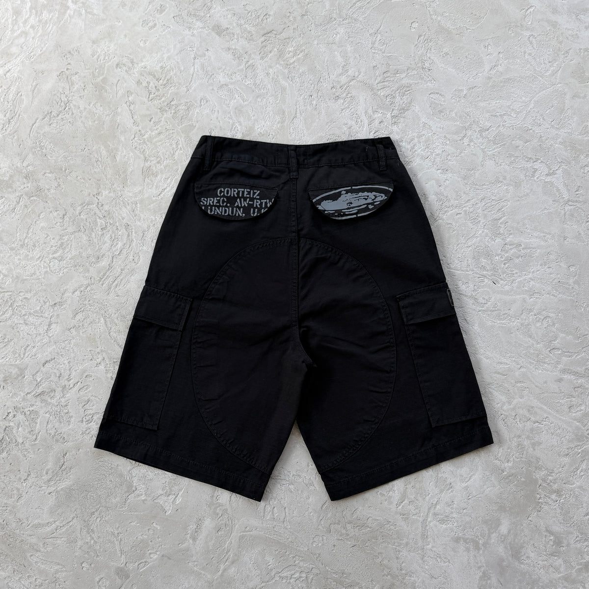 Shorts Corteiz “Guerillaz Cargo Block”