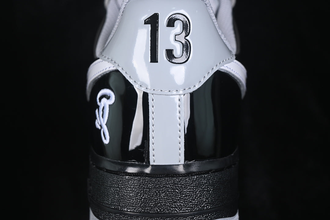 Air force 1 x Syna World