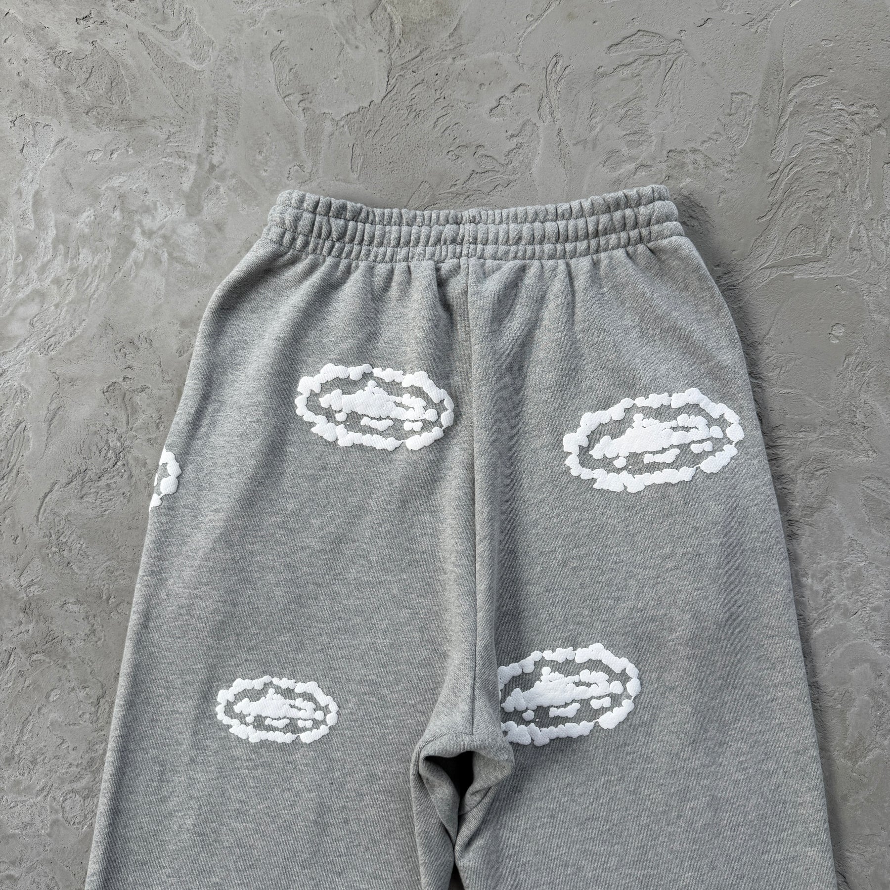 Conjunto Corteiz x Denim Tears ( Cinza )