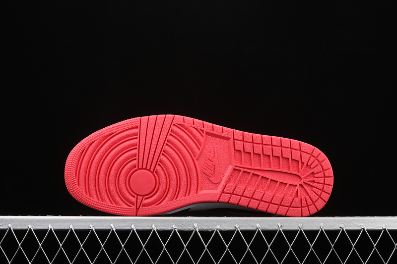 Air Jordan 1 Low “Obsidian”